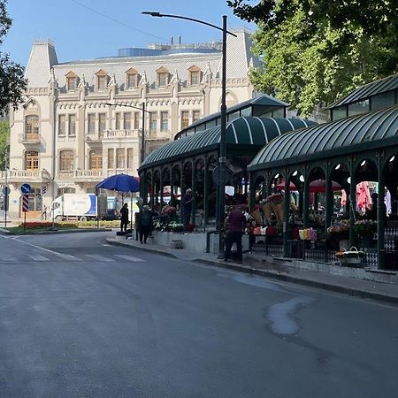 Apartment Dadu Tiflis Dış mekan fotoğraf